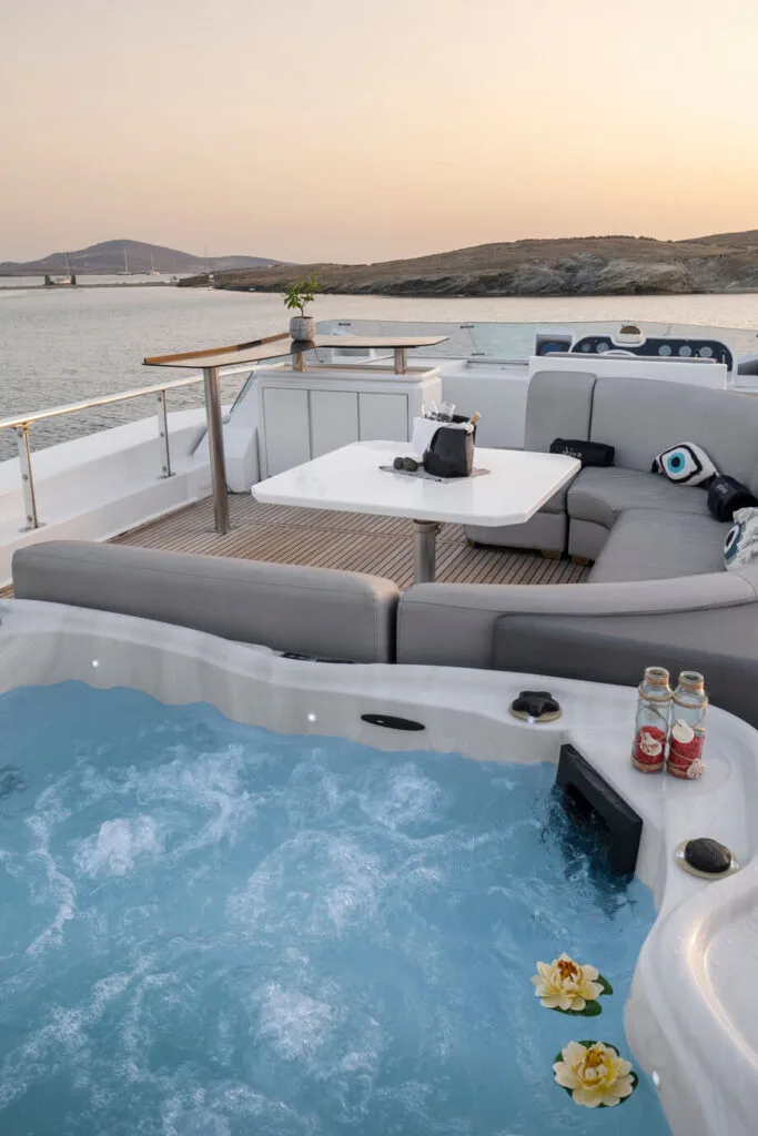 Private yacht cruise in Paros, aft deck lounge and jacuzzi on Akhir 27.