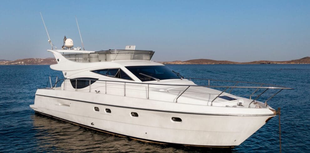 Ferretti 46 exterior side profile, private yacht cruise in Paros.